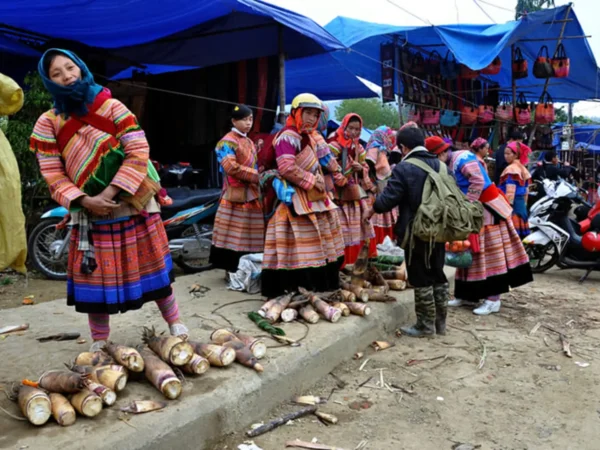 1 day bac ha market tour from sapa 2 | Sapa Nomad