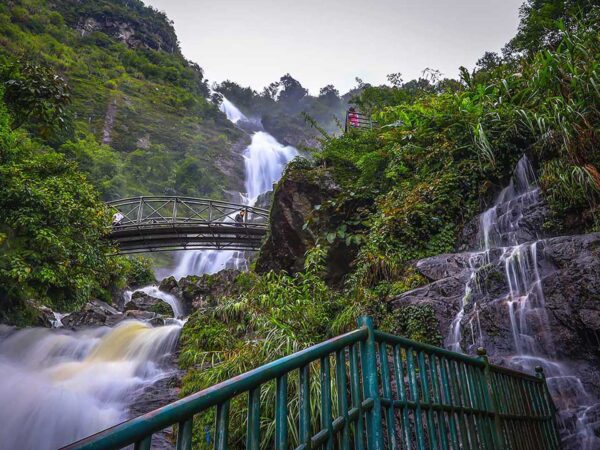 1-Day Tour in Sapa by Car - Explore Top Check-In Spots