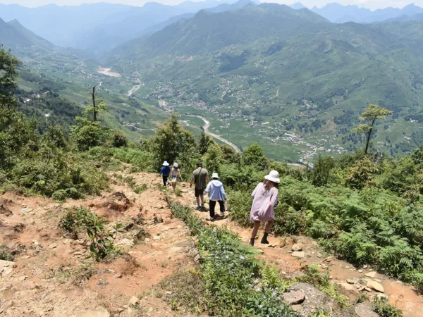 1 Day Moderate Trekking in Sapa Tour