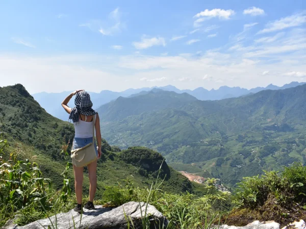 2 Days 1 Night Trekking in Sapa & Homestay in Village