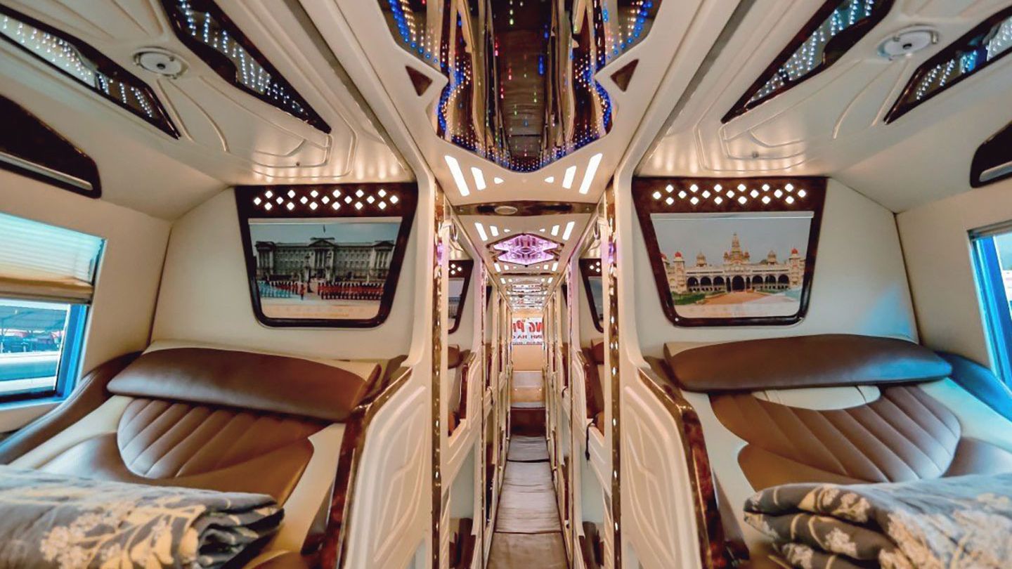Top 2 Luxury Cabin Bus Hanoi to Ha Giang: Ultimate Comfort! 12 Luxury-in-cabin-bus-Hanoi-to-Ha-Giang-journey