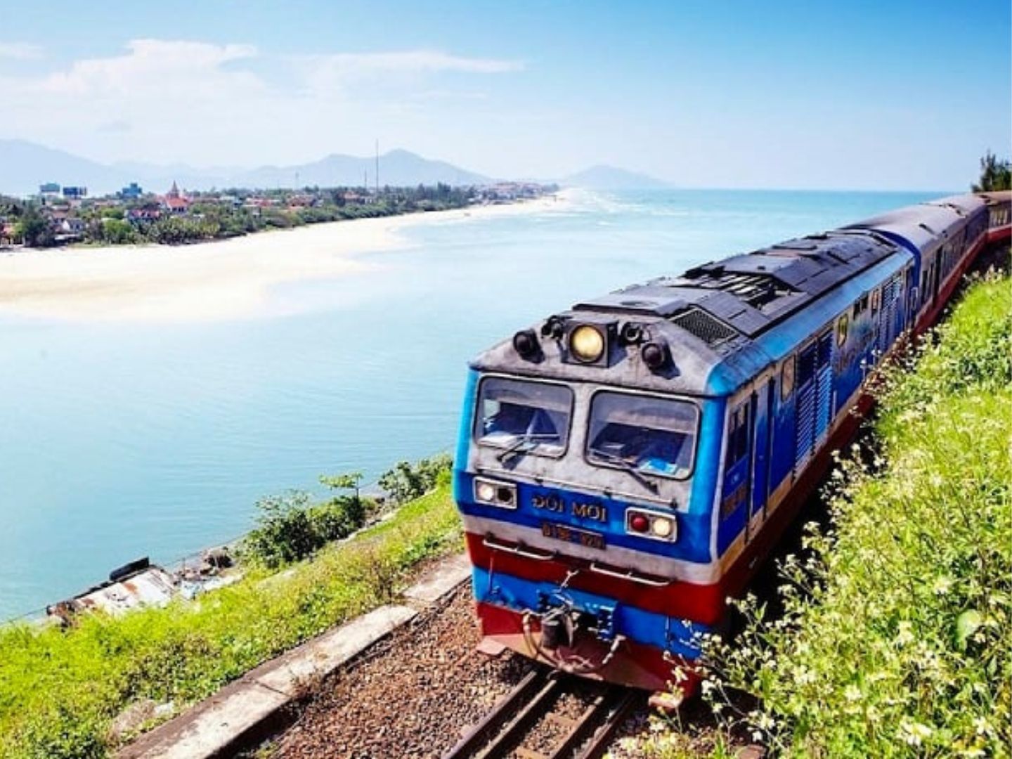Discover the best train from Hanoi to Sapa