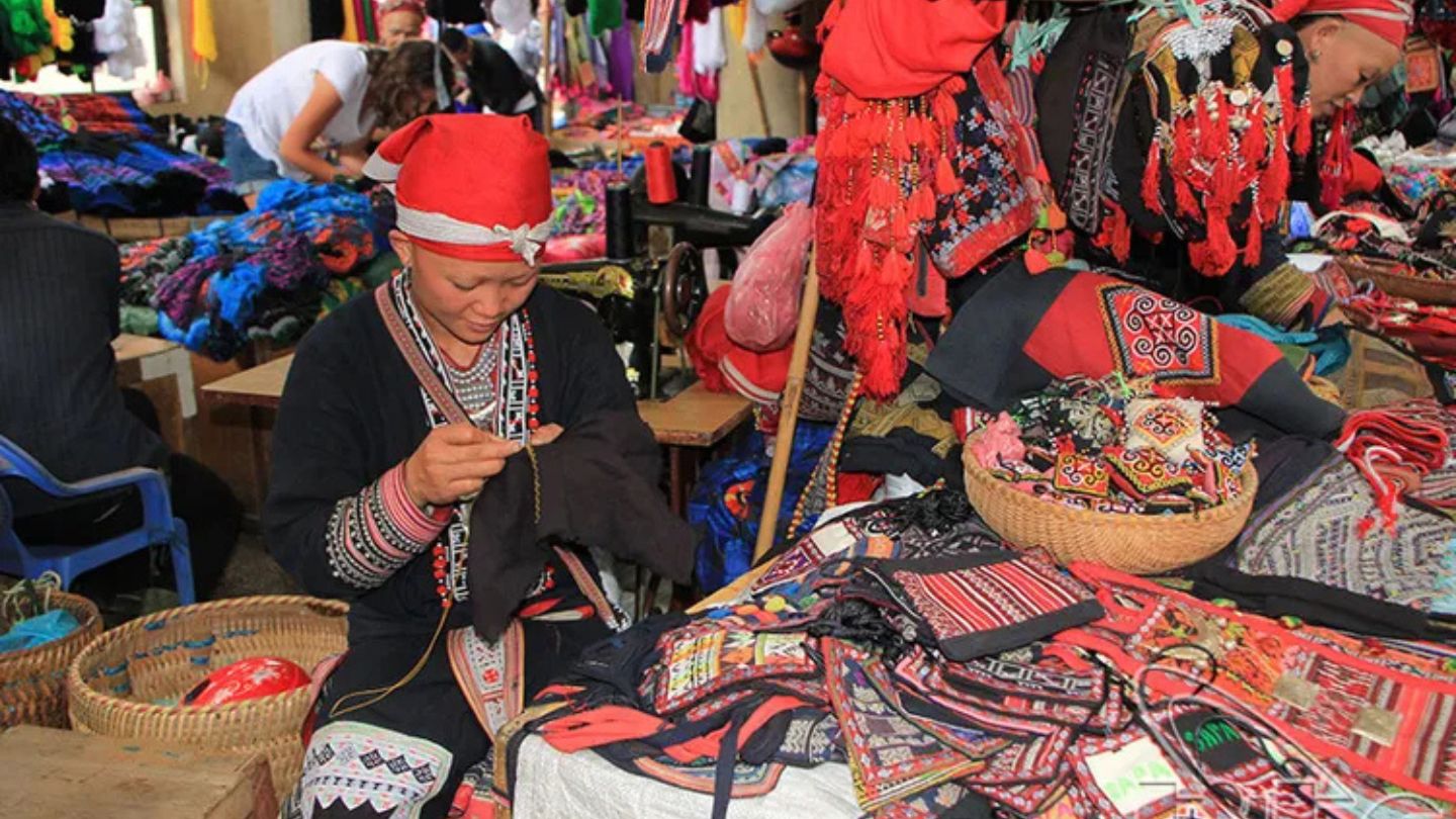 What to Buy in Sapa? 19+ Cheerful Authentic Travel Keepsakes 31 what-to-buy-in-Sapa-1
