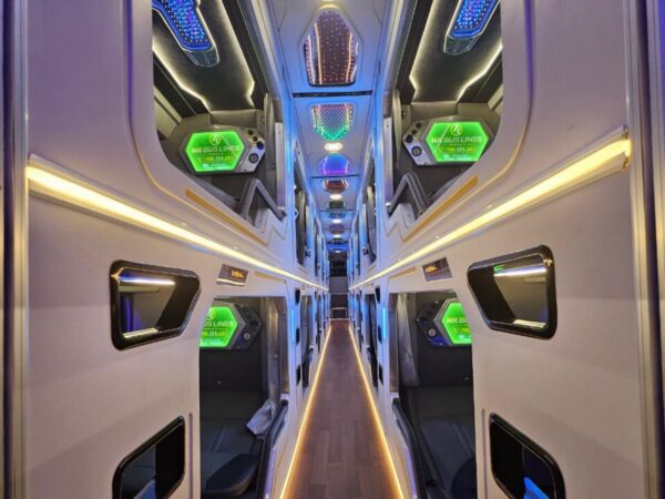 HK Open Tour Hanoi Da Nang Bus VIP Cabin 4 | Sapa Nomad