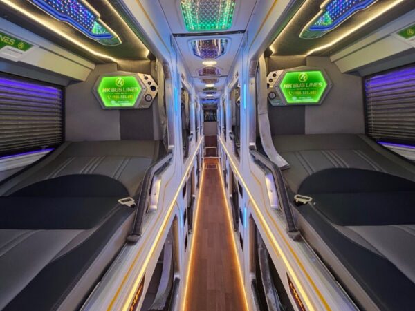 HK Open Tour Hanoi Da Nang Bus VIP Cabin 6 | Sapa Nomad