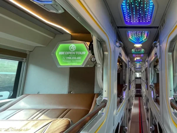 Alternative view of HK Open Tour: VIP Cabin Bus From Sapa to Dong Hoi (Quang Binh)