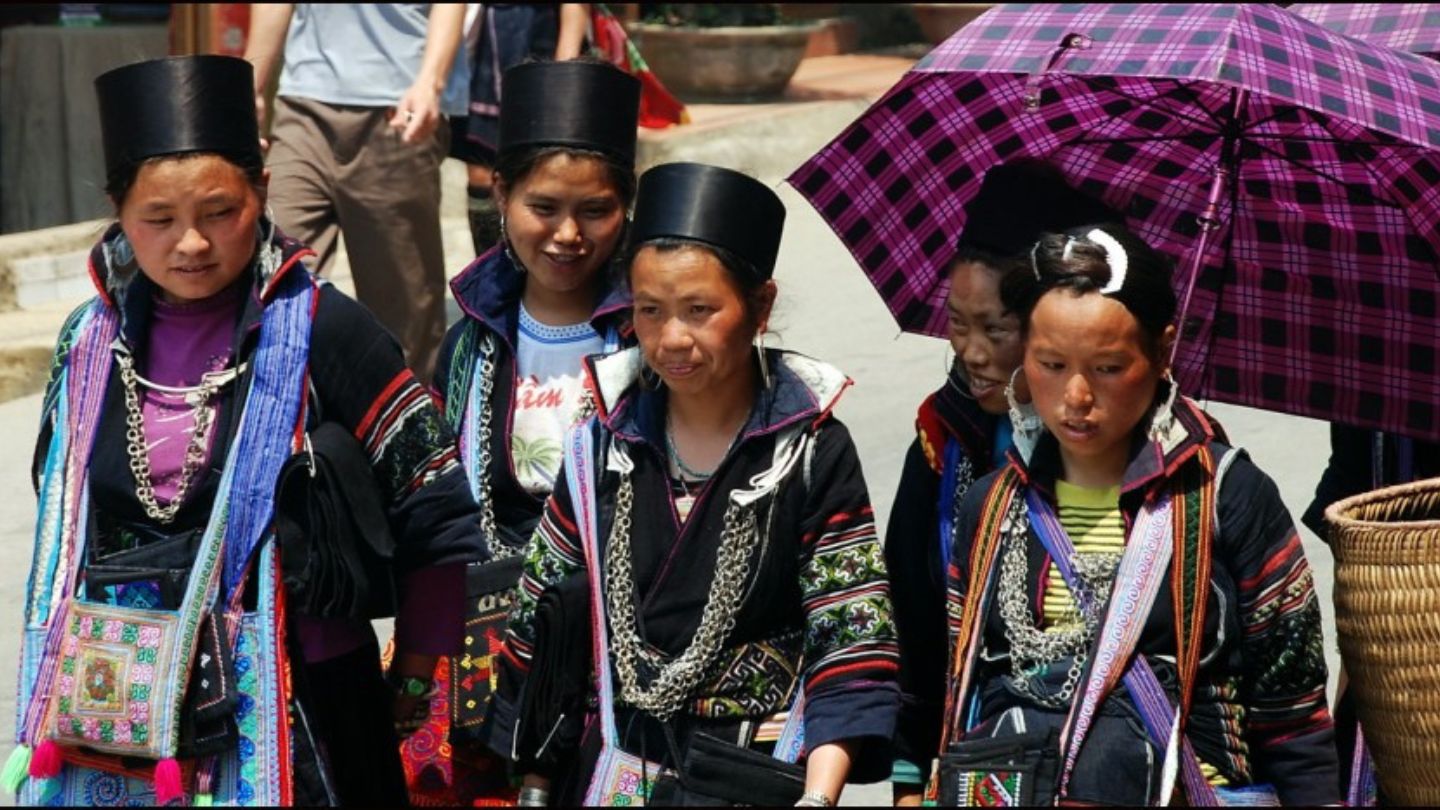 Sapa Ethnic Groups: Explore the Colorful, Inspiring Cultures 12 Sapa-ethnic-groups-2