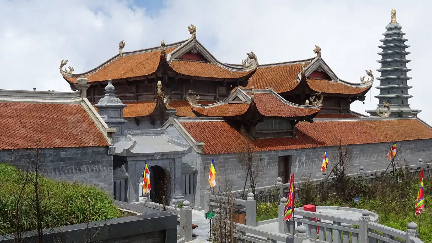 Best Time to Visit Fansipan: A Complete Seasonal Guide 5 best time to visit fansipan mountain