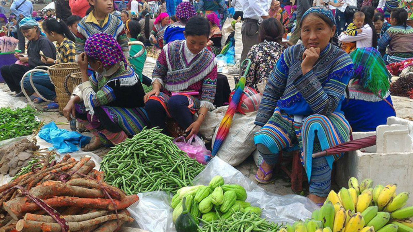 Cao Son Market: Sparks Joy with Authentic Charm in Sapa 17 Explore-the-vibrant-cao-son-market