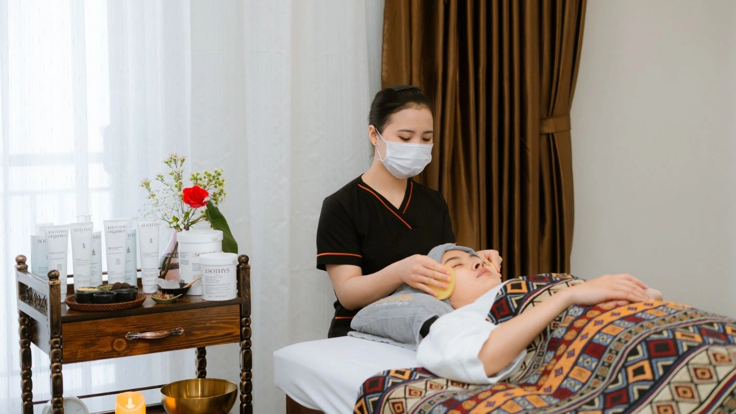 Halosa Massage & Spa Review: Enjoy Deep Restorative Wellness 26 Halosa-Massage-&-Spa-with-beautiful-mountain-views
