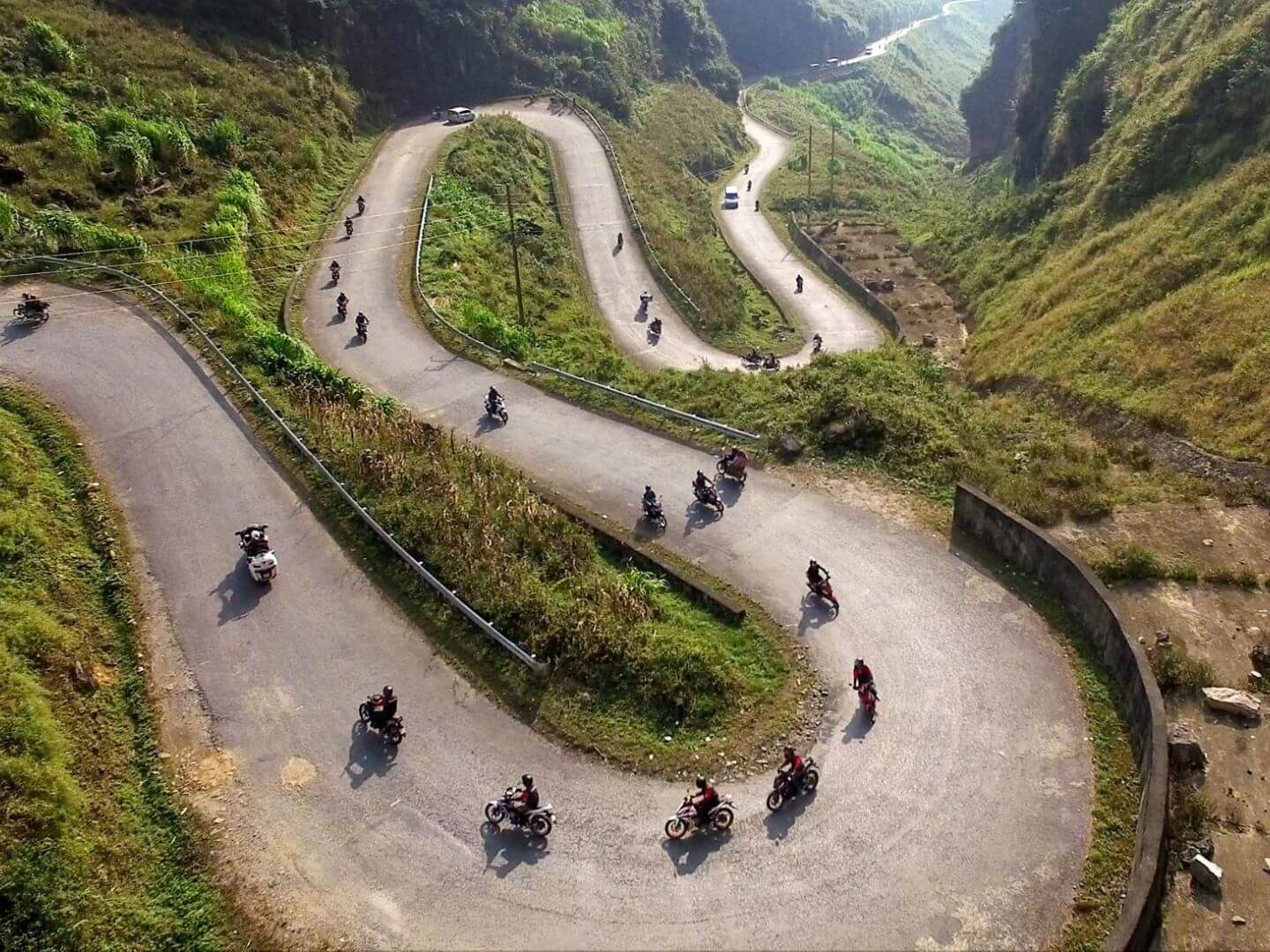 Explore the scenic wonders of Sapa to Ha Giang Loop