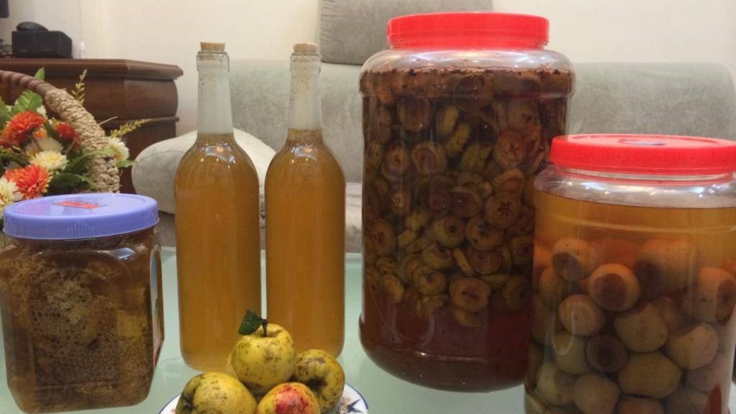 What to Buy in Sapa? 19+ Cheerful Authentic Travel Keepsakes 34 Tao Meo Wine 2 | Sapa Nomad