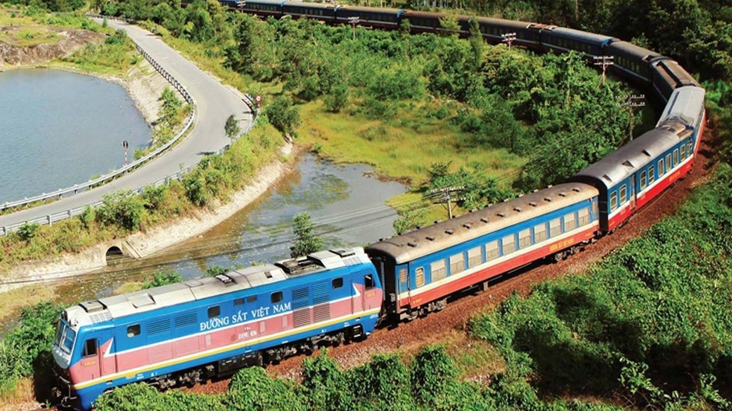 Train 6 | Sapa Nomad