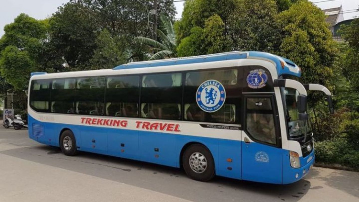 Scenic ride on Hanoi to Hoi An bus route