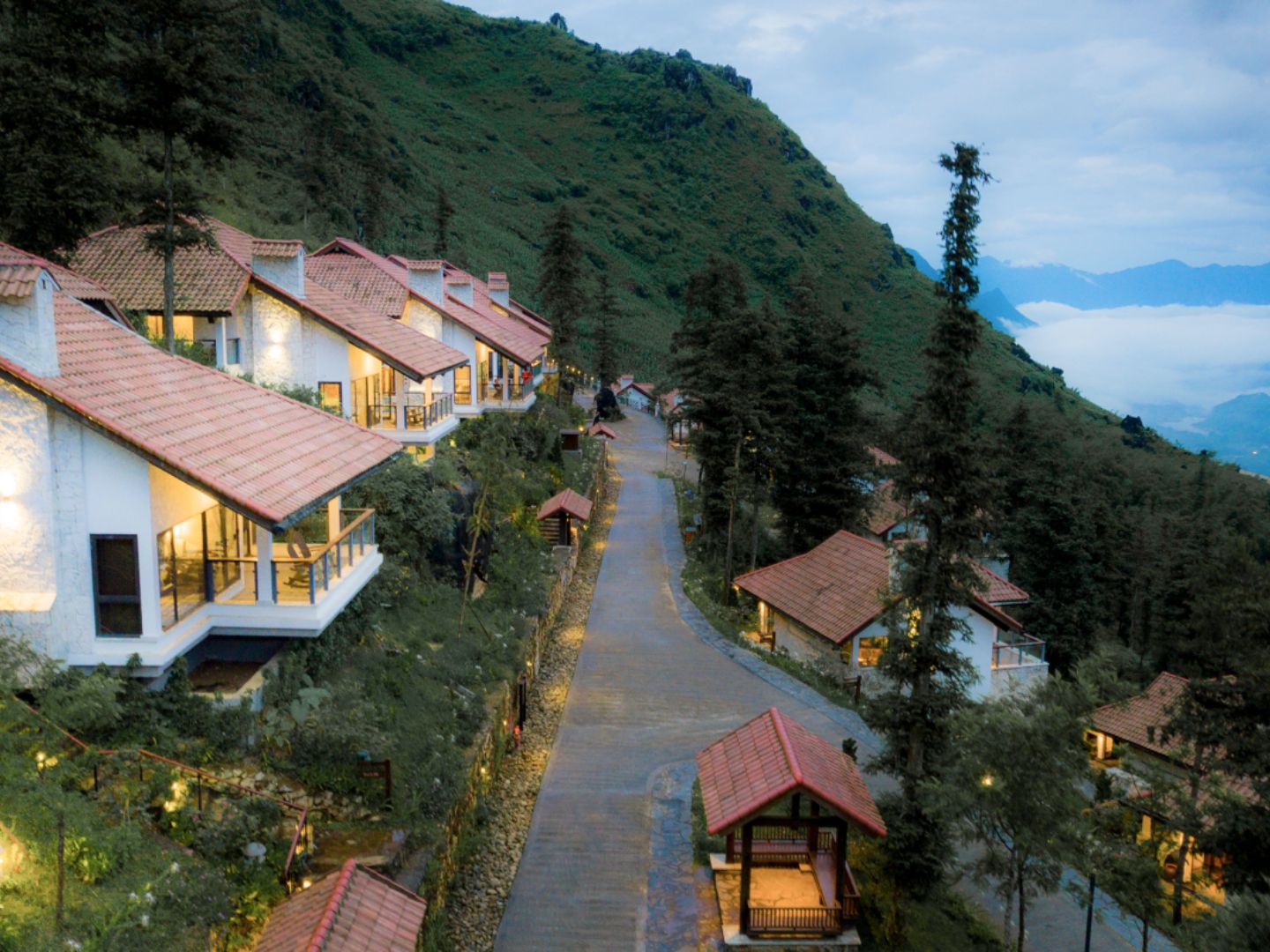Ville De Mont Mountain Resort