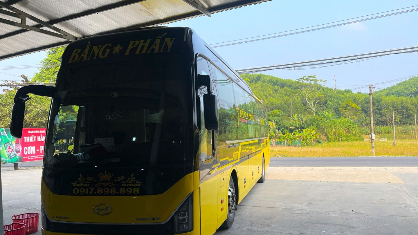 Top 2 Luxury Cabin Bus Hanoi to Ha Giang: Ultimate Comfort! 21 cabin-bus-Hanoi-to-Ha-Giang-service