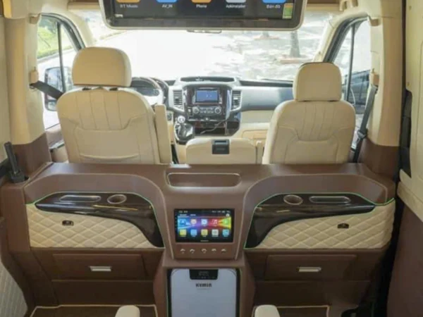 dream transport limousine 9 11 seats from hanoi to sapa 13 | Sapa Nomad