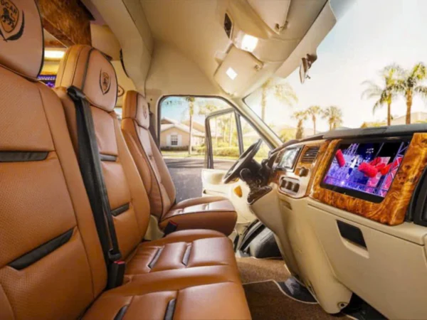dream transport limousine 9 11 seats from hanoi to sapa 7 | Sapa Nomad