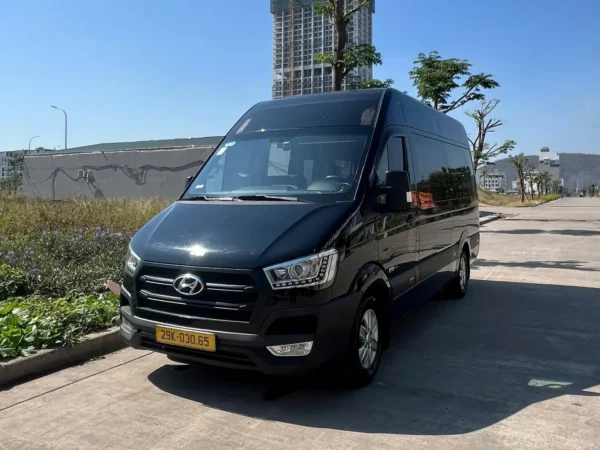 Private Limousine Transfer from Ha Giang to Ninh Binh (9–11 Seats)
