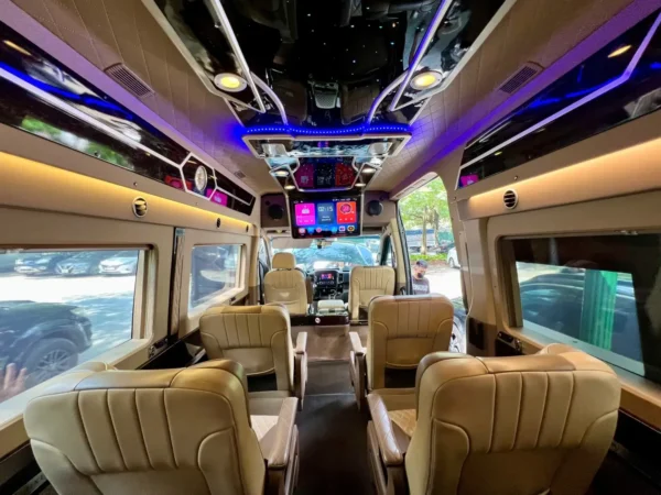 hanoi to ha long private limousine 2 | Sapa Nomad