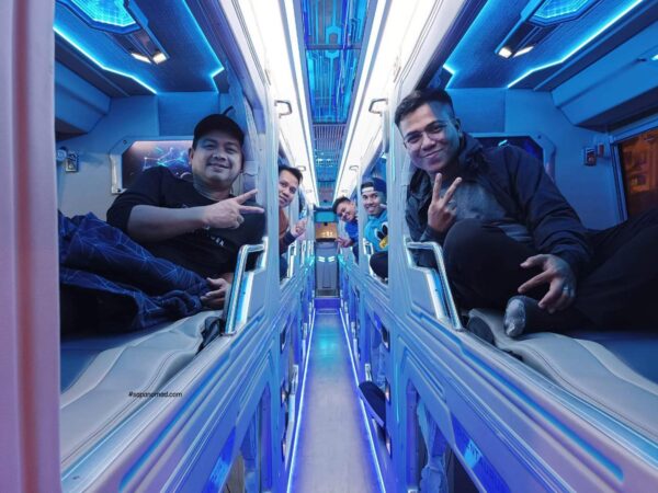 Kadham Bus VIP Sleeper Cabin Bus Hanoi