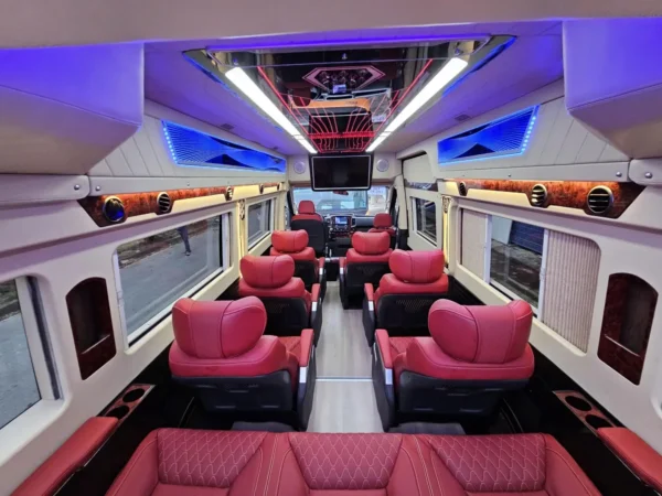 ninh binh daily limousine 4 | Sapa Nomad