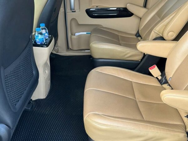 ninh binh halongbay private car 7 seats 8 | Sapa Nomad