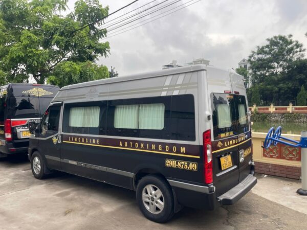 private 9 seats car ninhbinh sapa 4 min | Sapa Nomad