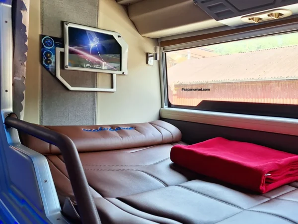 Sao Viet Bus: VIP Sleeper Bus Hanoi to Sapa