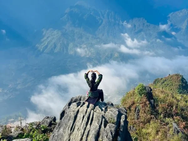 Sapa 1-Day Trekking Tour: From Ham Rong Mountain to Lao Chai & Ta Van Village