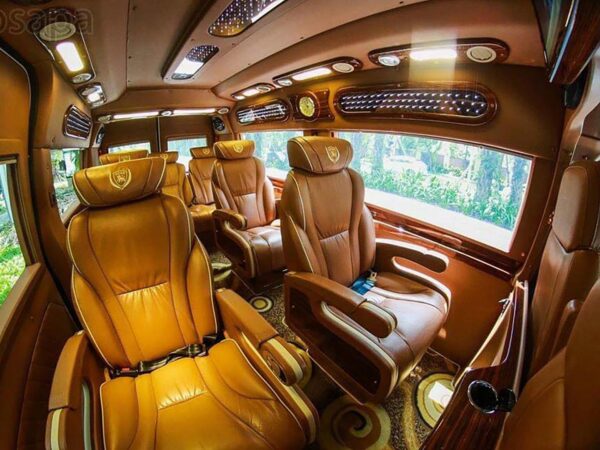 From Hanoi to Sapa by Limousine 9 Seats