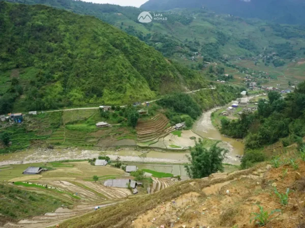 2D1N Easy Trekking in Sapa with Homestay in Village